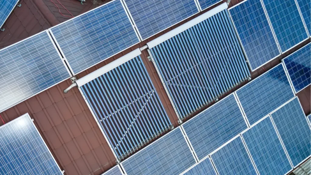 Diferencia entre energía solar térmica y fotovoltaica.